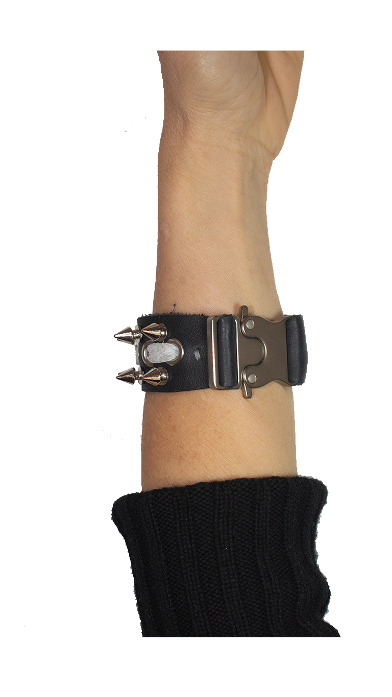 KRATER STUDDED BRACELET