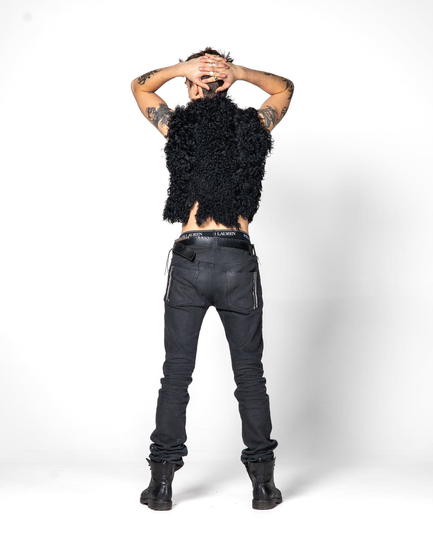 SHEEPSKIN CROPPED VEST