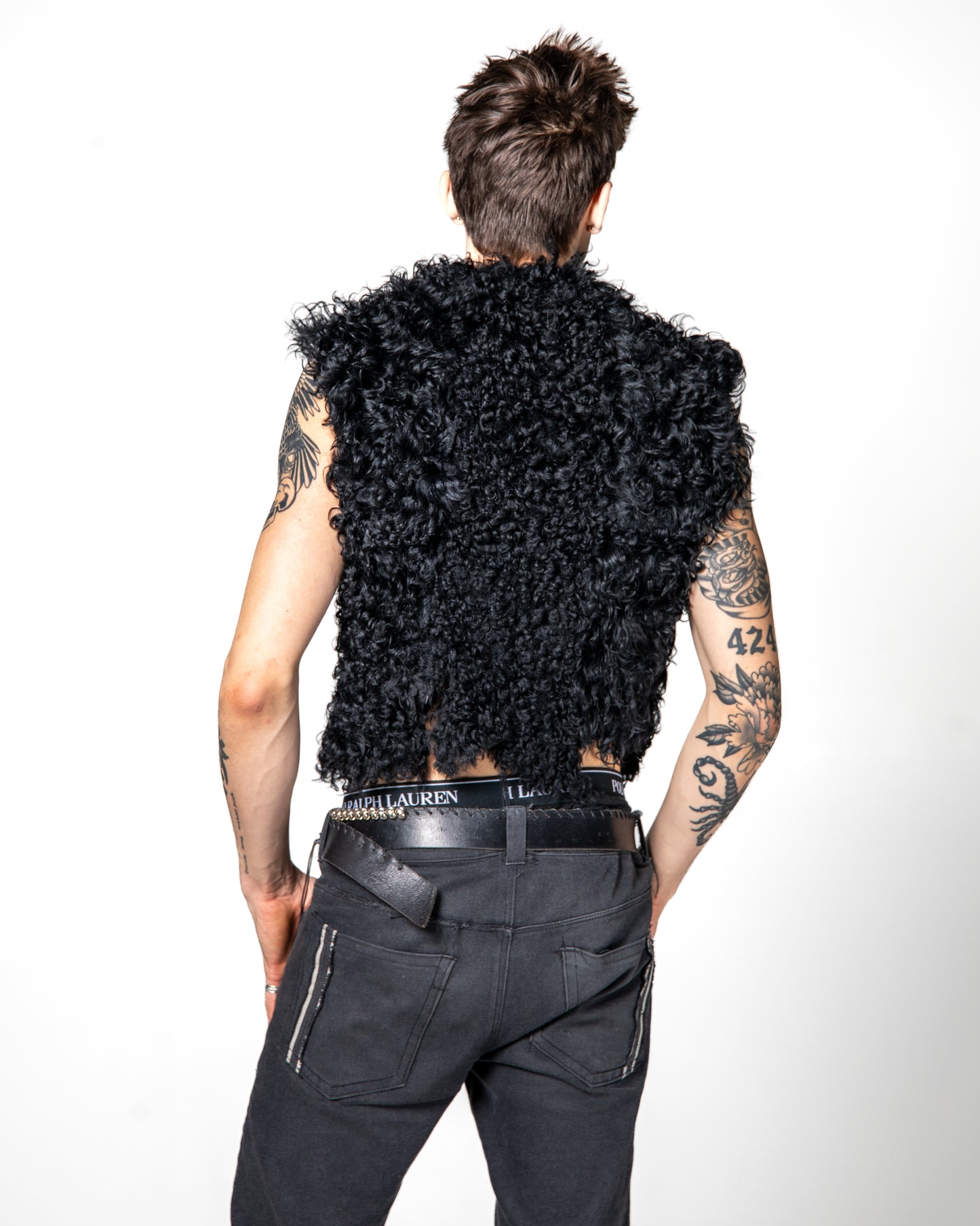 SHEEPSKIN CROPPED VEST