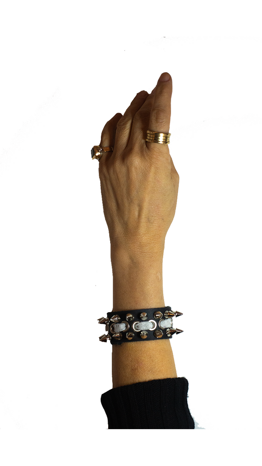 KRATER STUDDED BRACELET