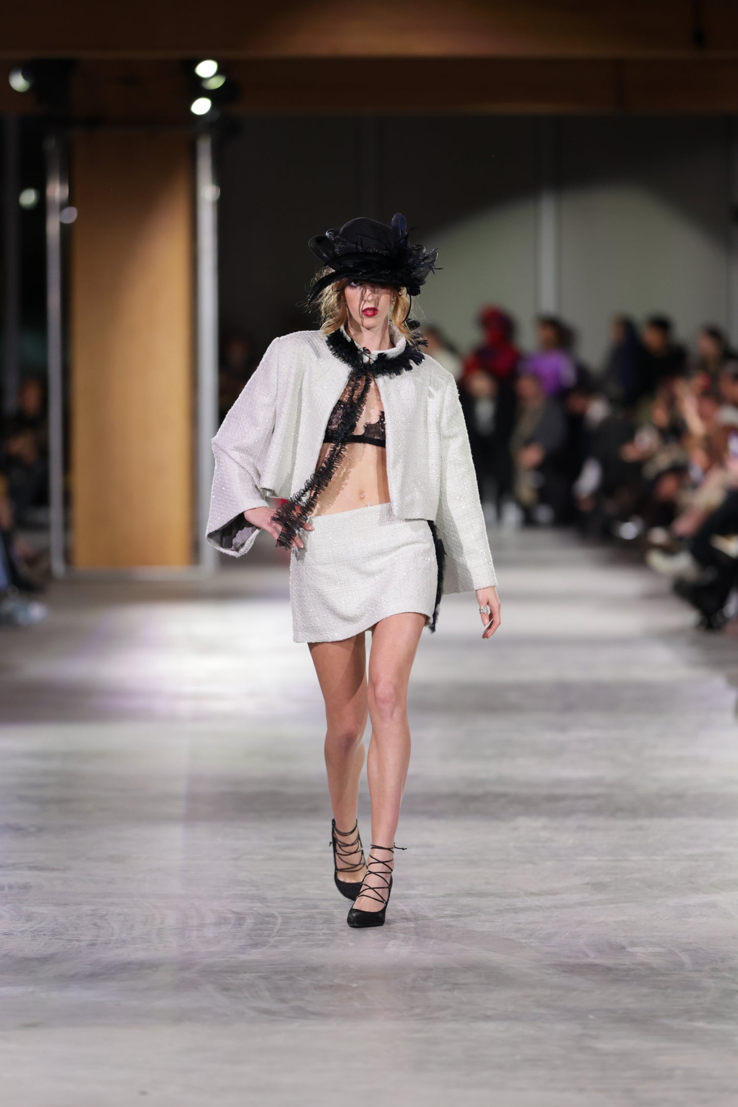 CROPPED TWEED JACKET