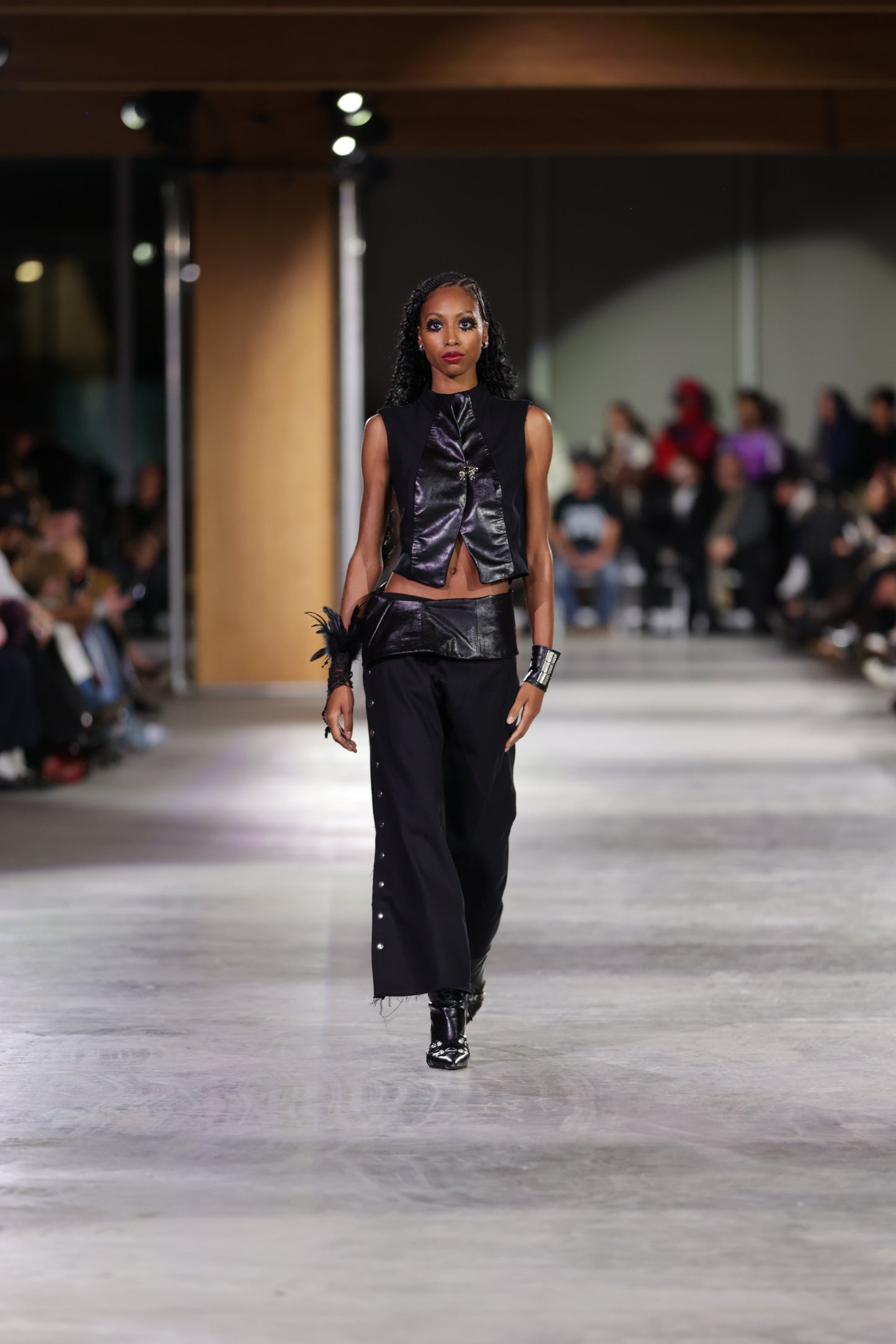 TEAR AWAY BLADE RUNNER TOP